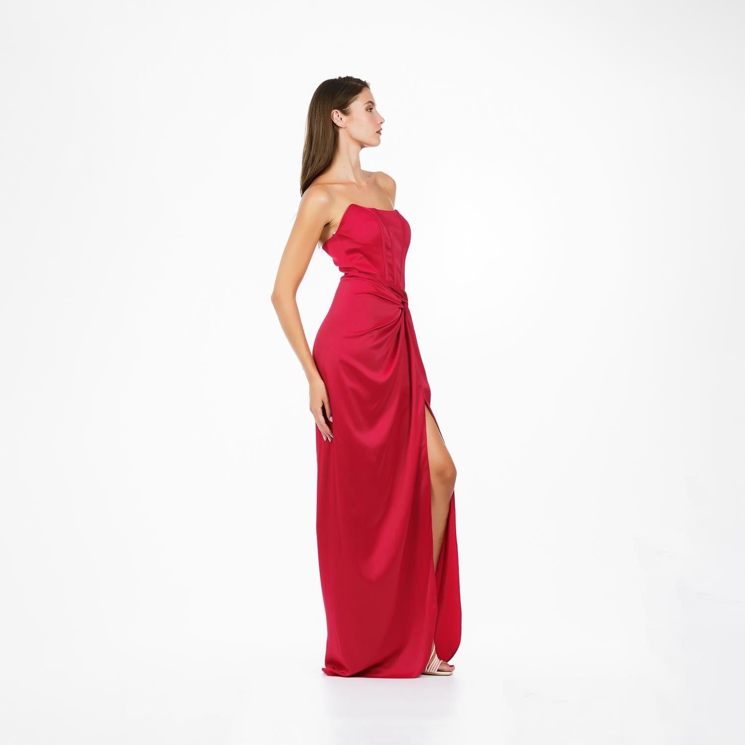 Éther Red Cherry Gown
